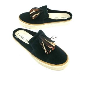 Toms  sunrise mule tassel suede slip on size 8.5